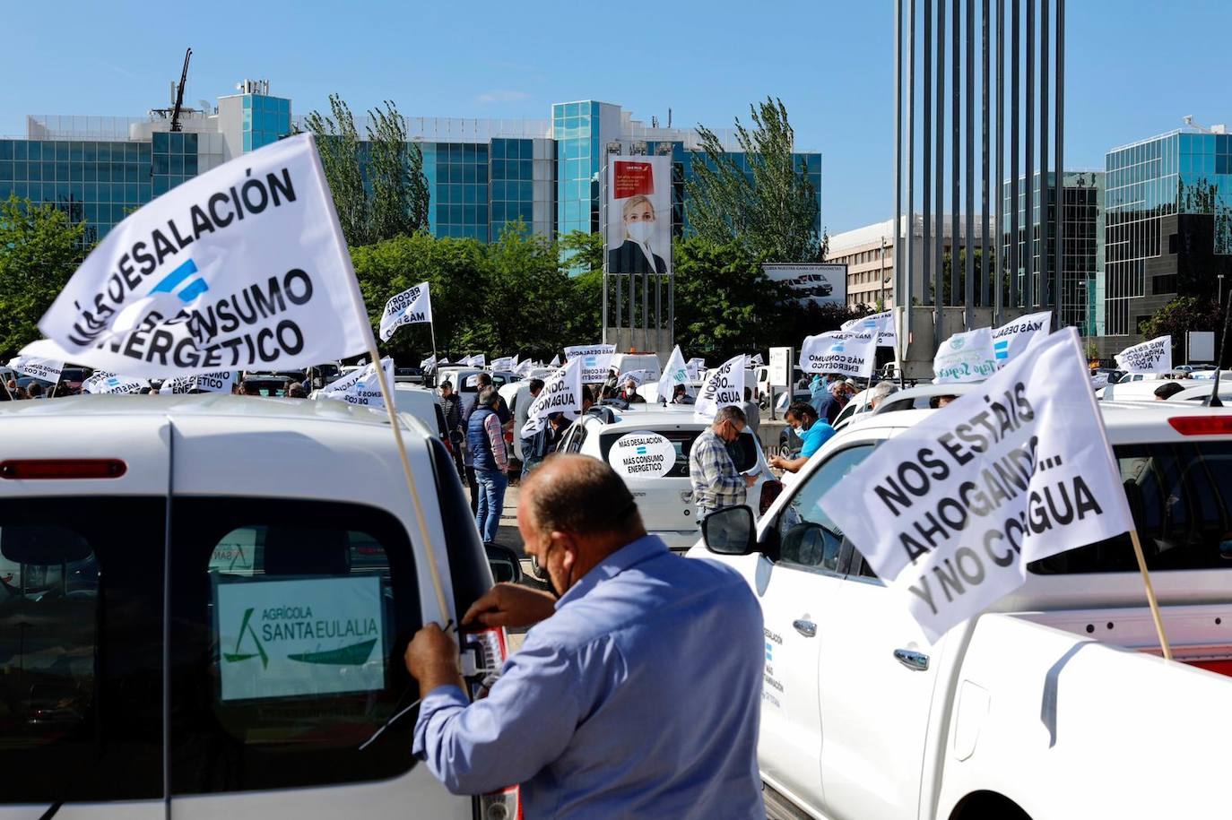 Fotos: Los regantes se manifiestan en Madrid para defender el Trasvase