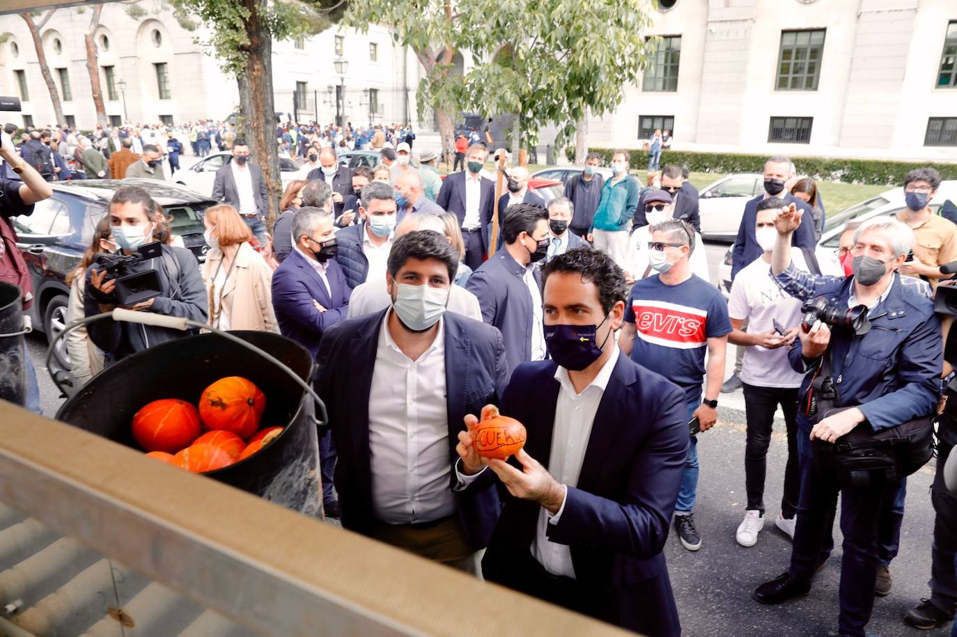 Fotos: Los regantes se manifiestan en Madrid para defender el Trasvase