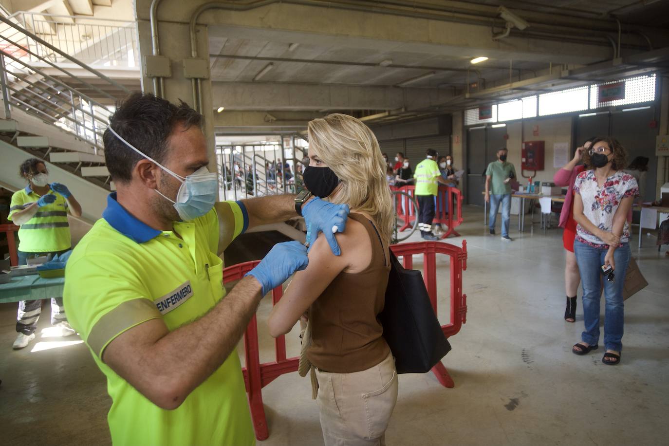 Fotos: La Región retoma la vacunación a menores de 60 años con AstraZeneca