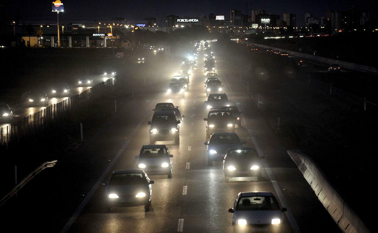 Tráfico en la carretera A-7, dirección Valencia. 