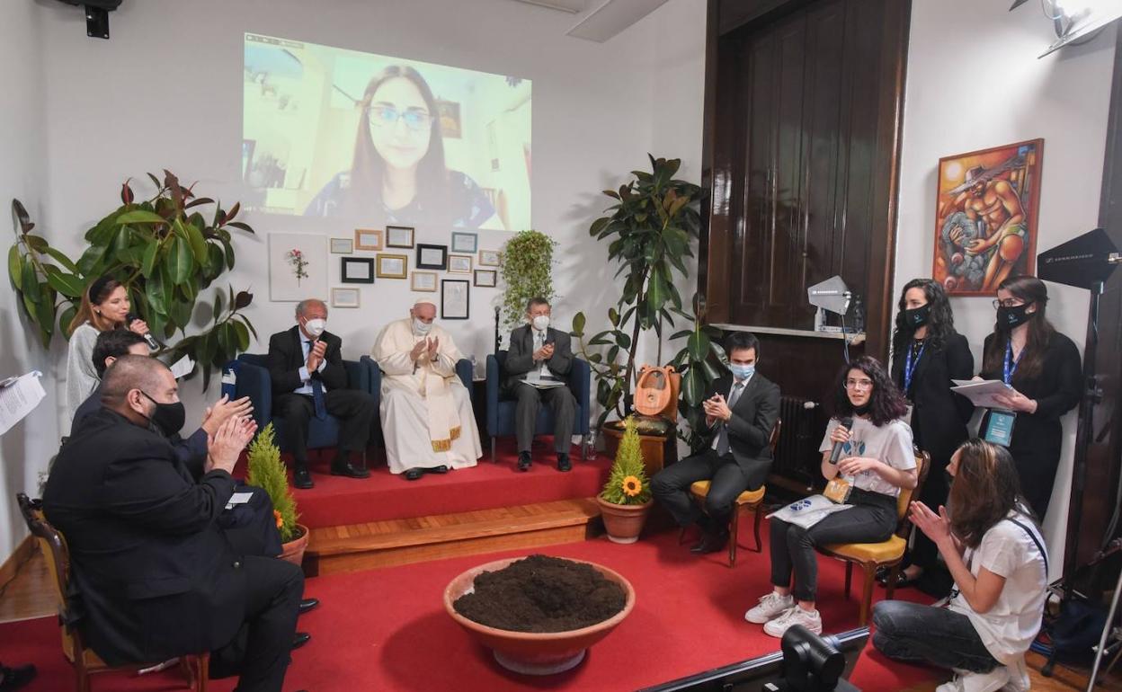 El Papa recibe a los promotores de la Escuela Política Fratelli Tutti. 