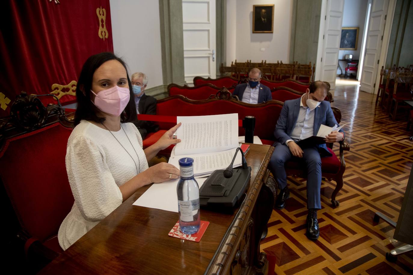 Fotos: El Pleno de Cartagena se une contra el derribo de casas para continuar el paseo de Cabo de Palos