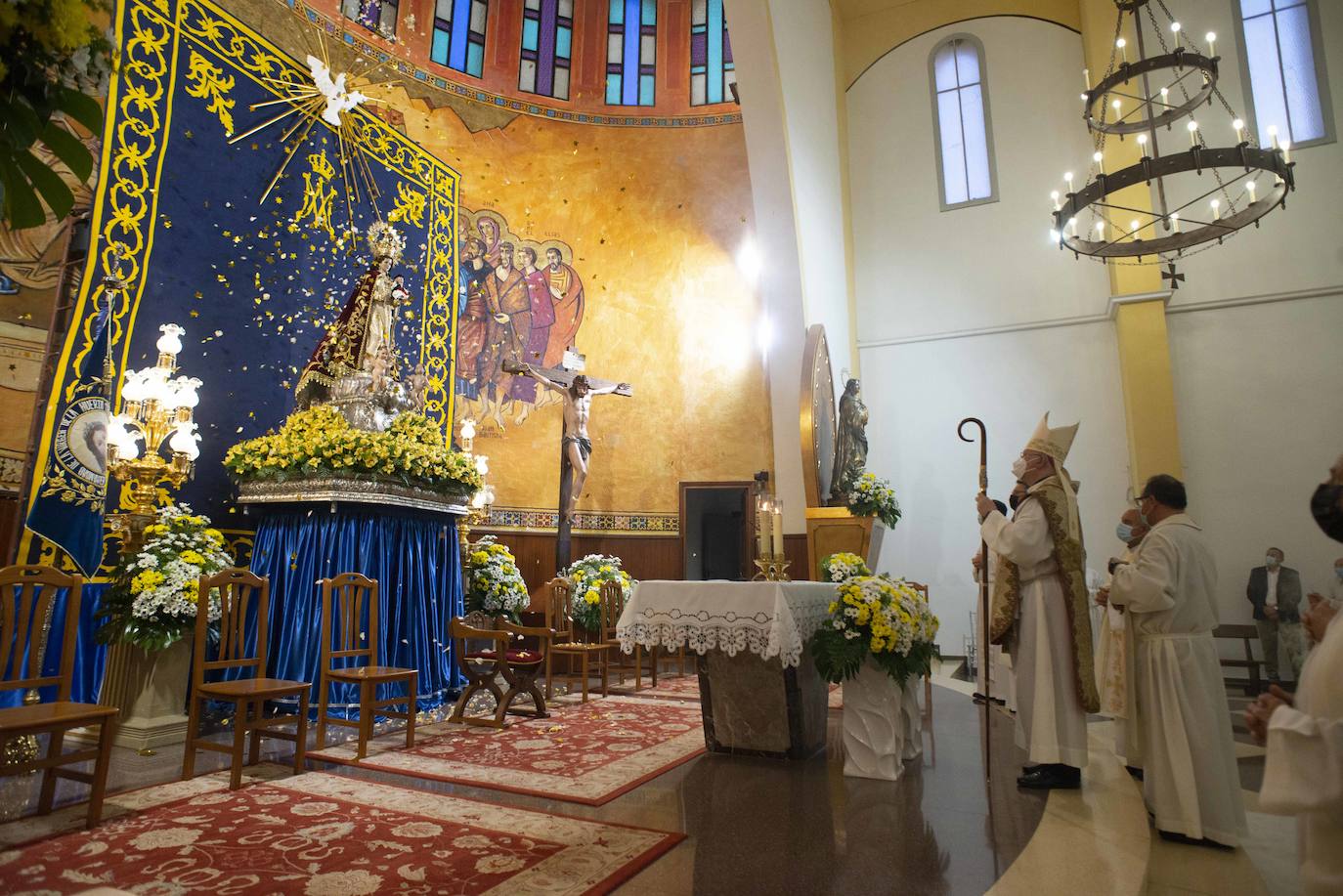 Fotos: Los Ramos se rinde a la Virgen de la Huerta