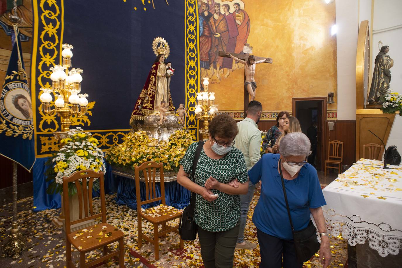 Fotos: Los Ramos se rinde a la Virgen de la Huerta