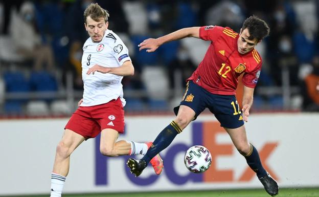 Eric García, en un partido ante Georgia. 