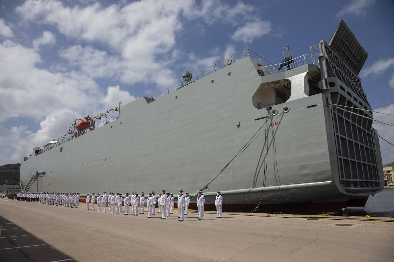 Fotos: El nuevo buque del Ejército de Tierra, &#039;Ysabel&#039;, será operado por la Armada