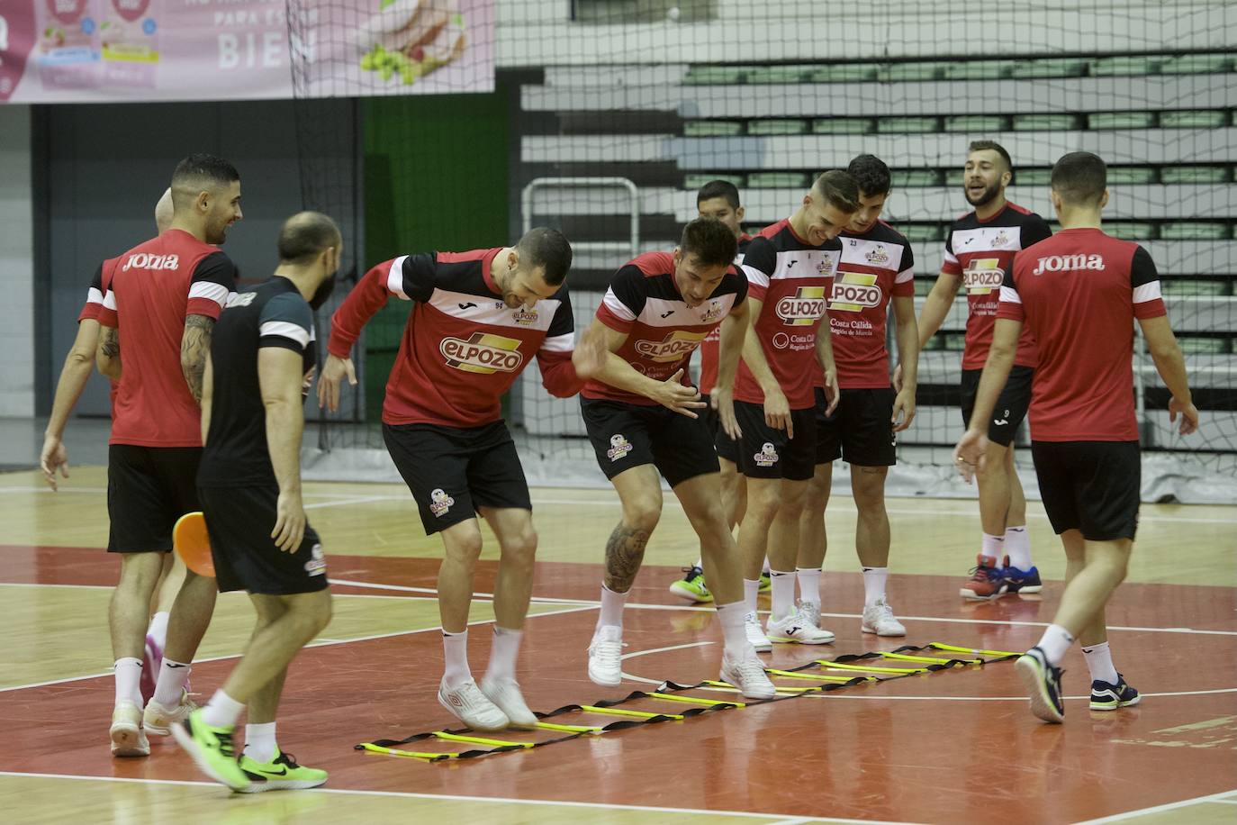 Fotos: entrenamiento que celebraron ayer en el Palacio de Deportes