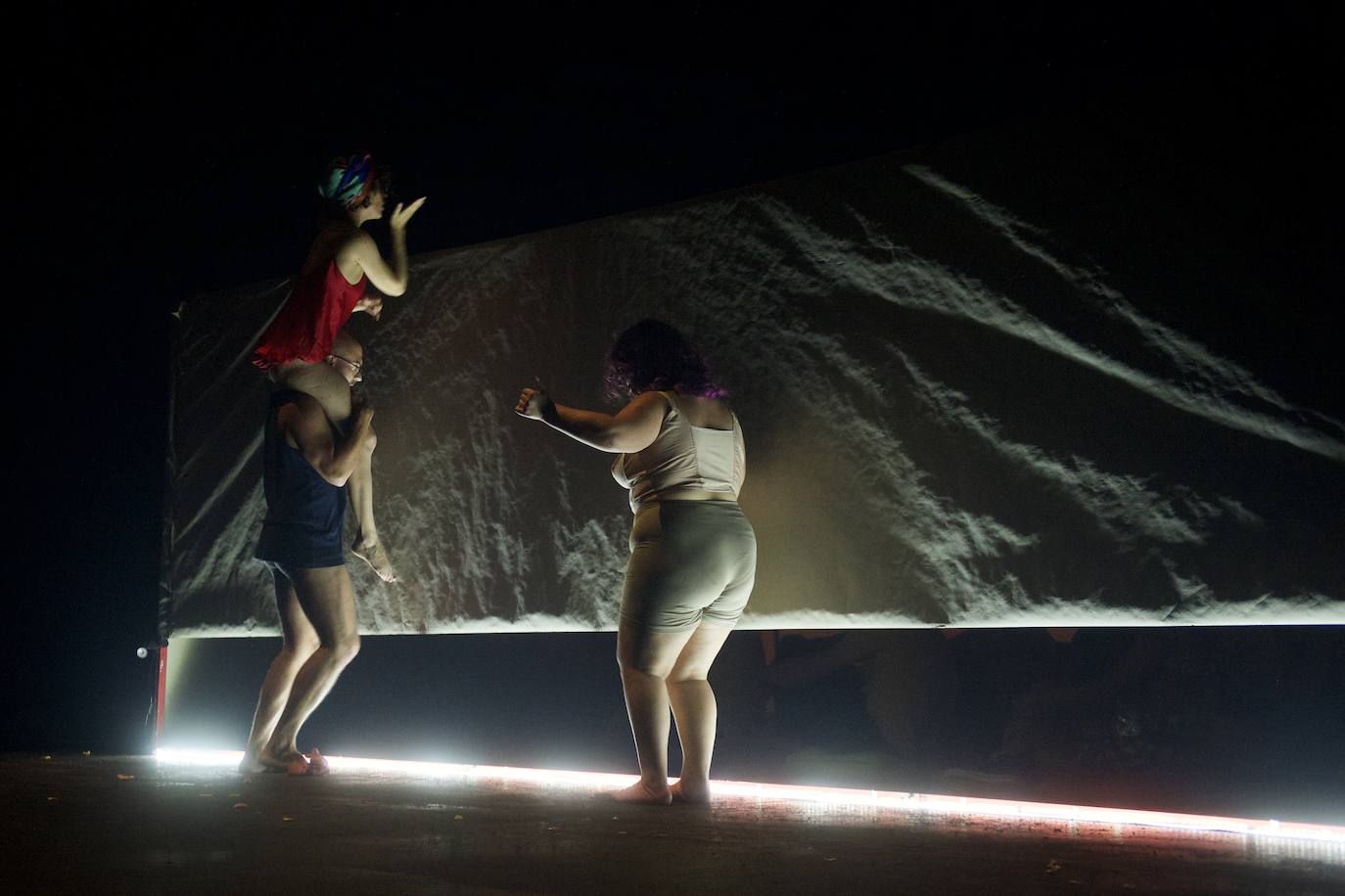 Fotos: La Lírica Física busca su hogar