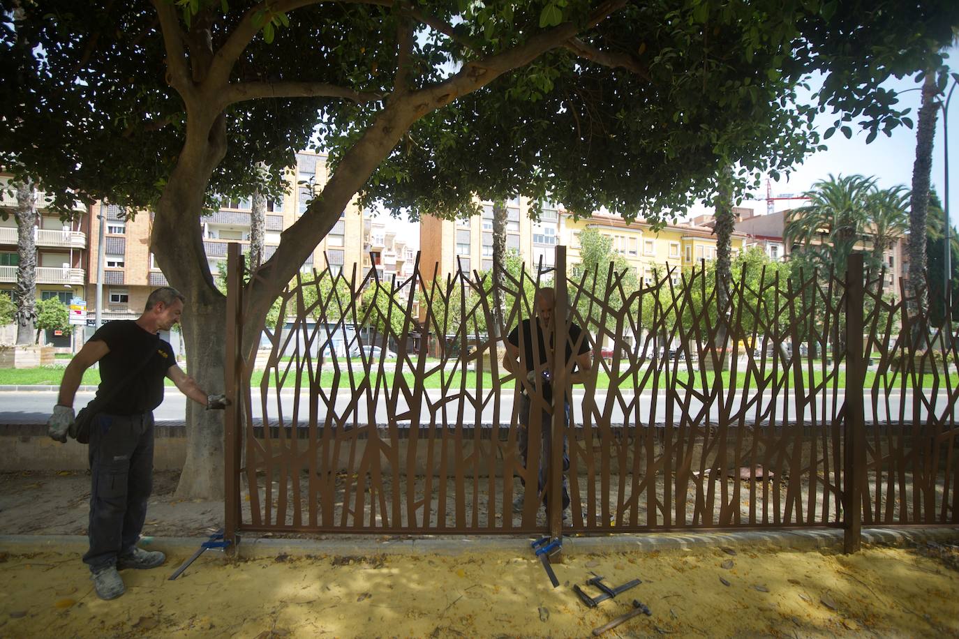 Fotos: Comienza el vallado del Jardín del Malecón de Murcia
