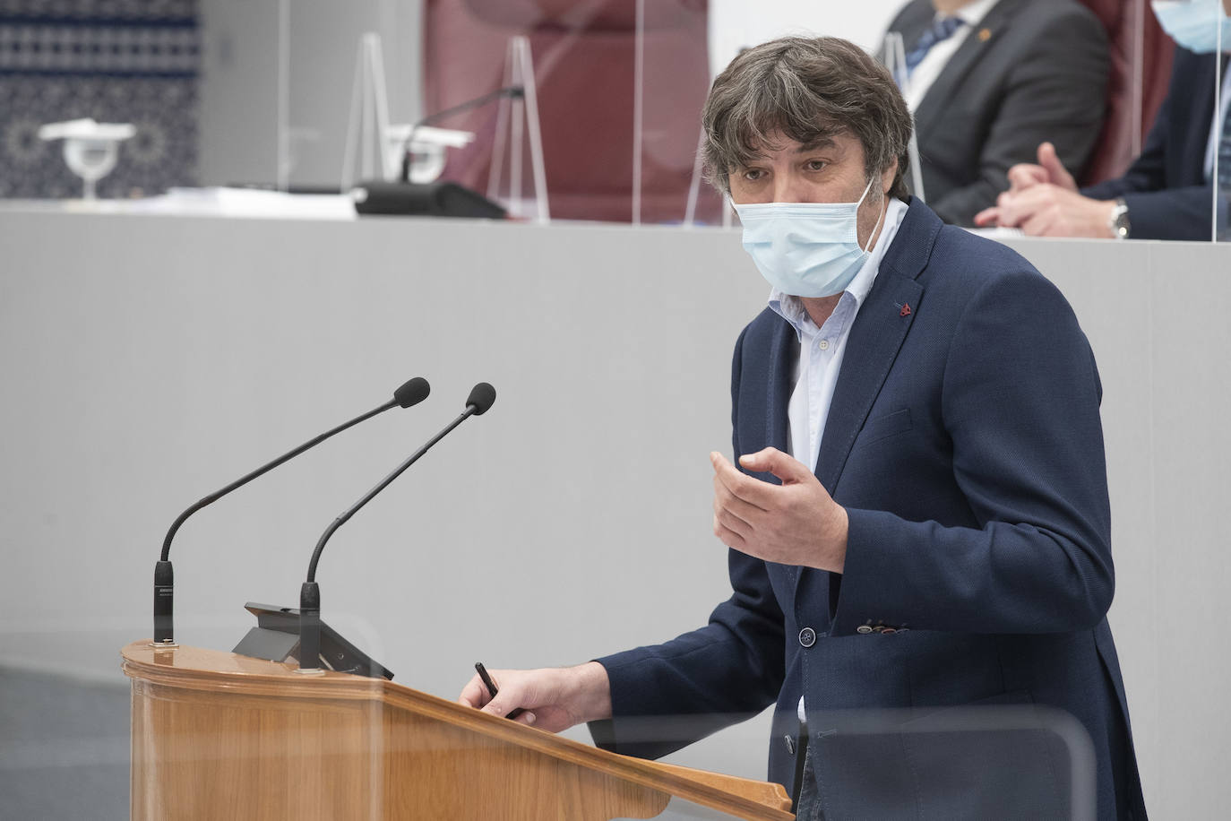 Fotos: La Asamblea aprueba los Presupuestos de 2021 con los votos del PP y los expulsados de Cs y Vox