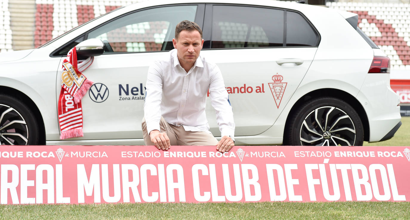 Fotos: Presentación del nuevo entrenador del Real Murcia