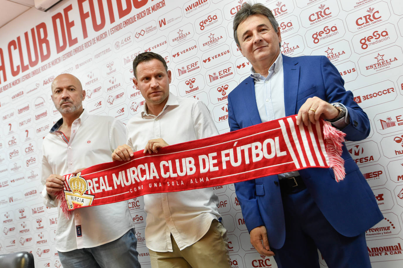 Fotos: Presentación del nuevo entrenador del Real Murcia
