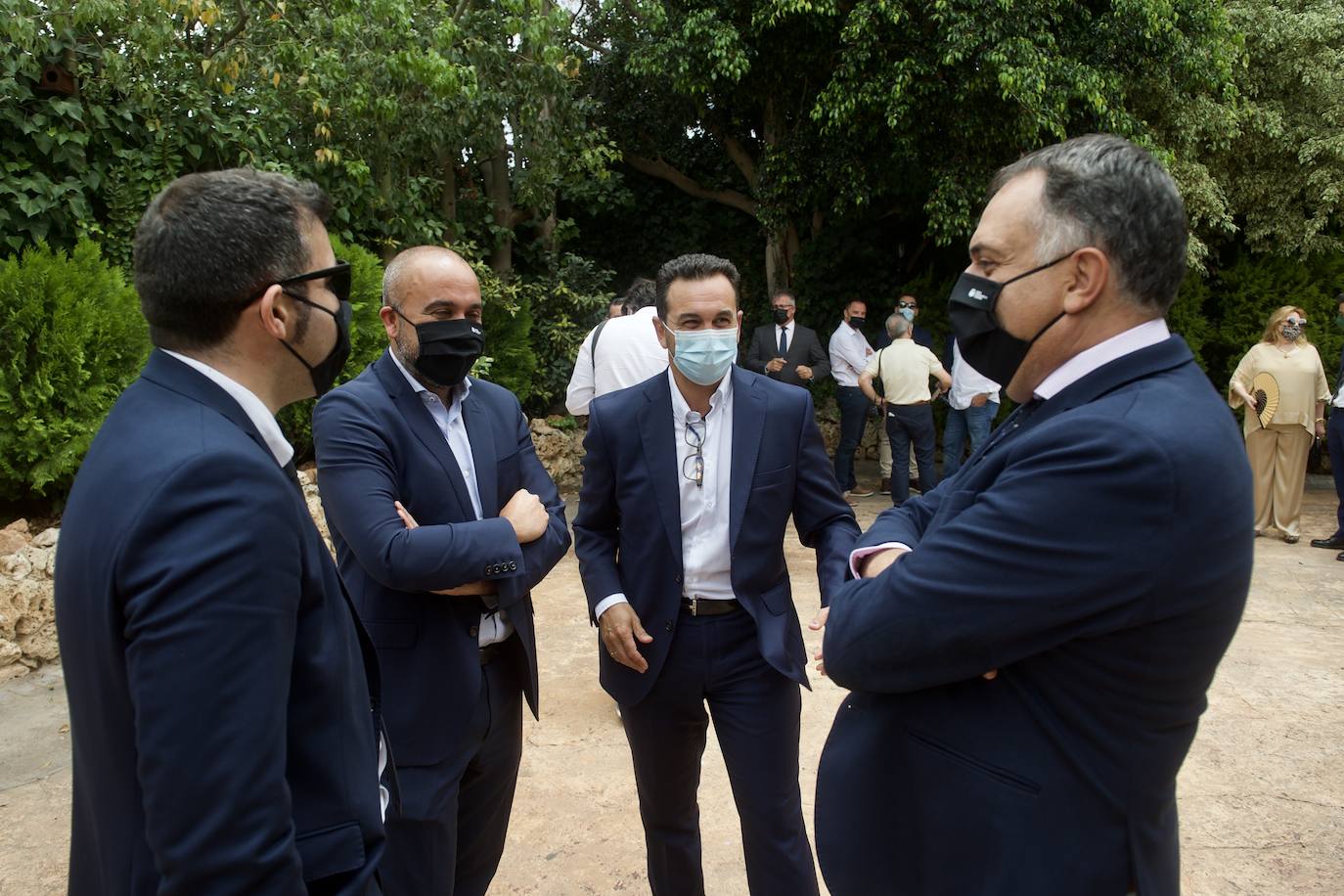 Fotos: Tomás Fuertes cierra la primera edición del foro-tertulia &#039;La Luz&#039;.