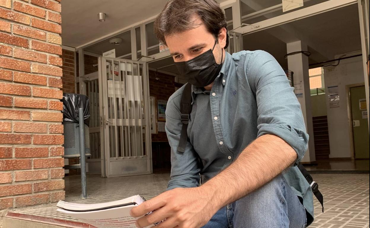 El secretario tercero del Congreso de los Diputados por Unidad Podemos y diputado de esta coalición por Murcia, Javier Sánchez Serna, este sábado.