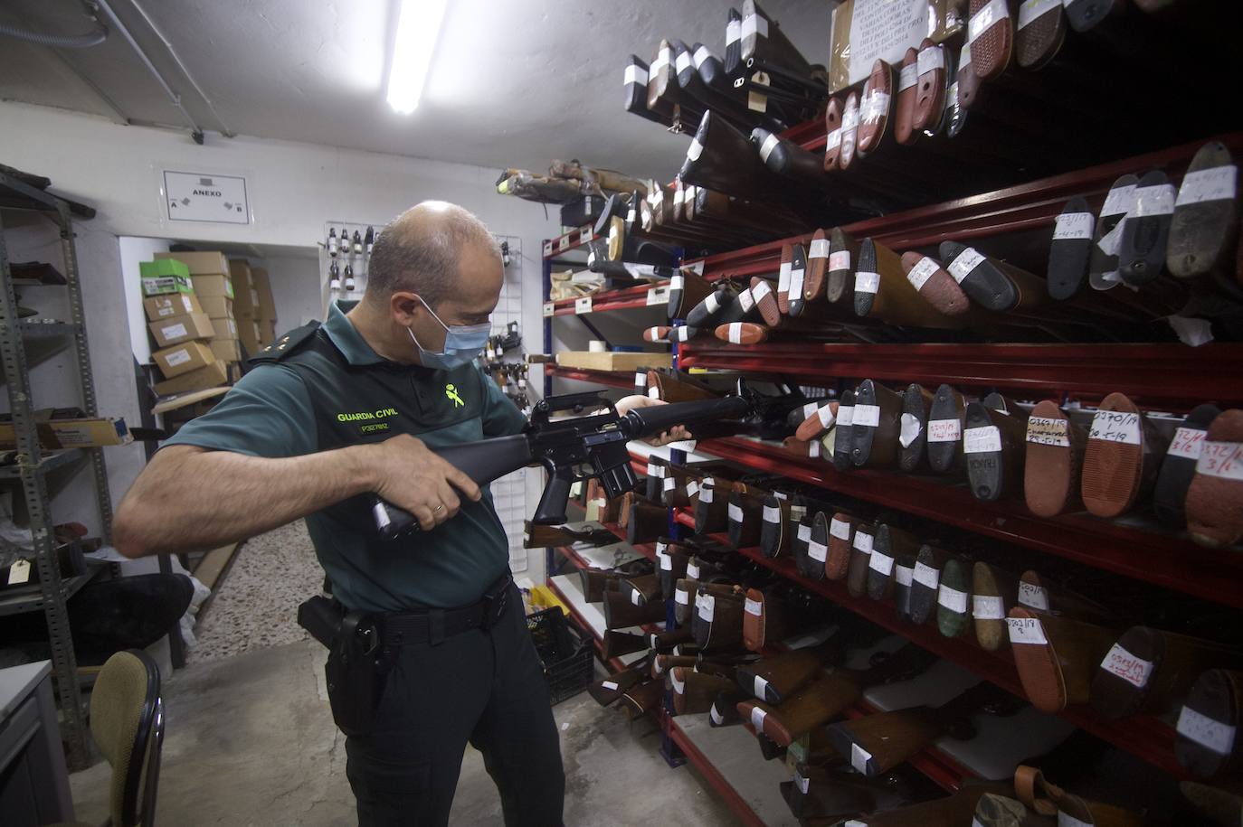Fotos: La Intervención de Armas de la Guardia Civil cumple 35 años