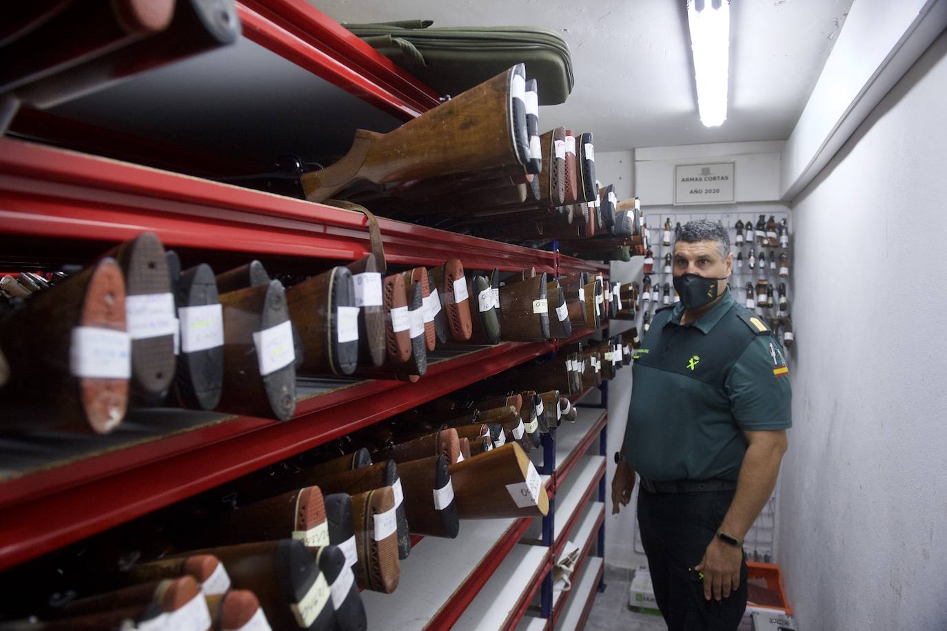 Fotos: La Intervención de Armas de la Guardia Civil cumple 35 años