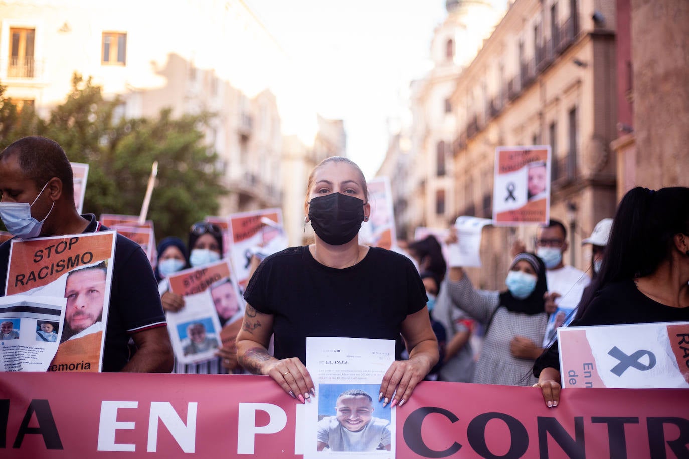 Fotos: Movilización en Murcia contra &quot;el odio, el racismo y la xenofobia&quot;