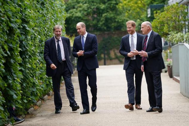 Los hijos de Diana de Gales conmemoran juntos la figura de su madre, que hoy cumpliría 60 años.