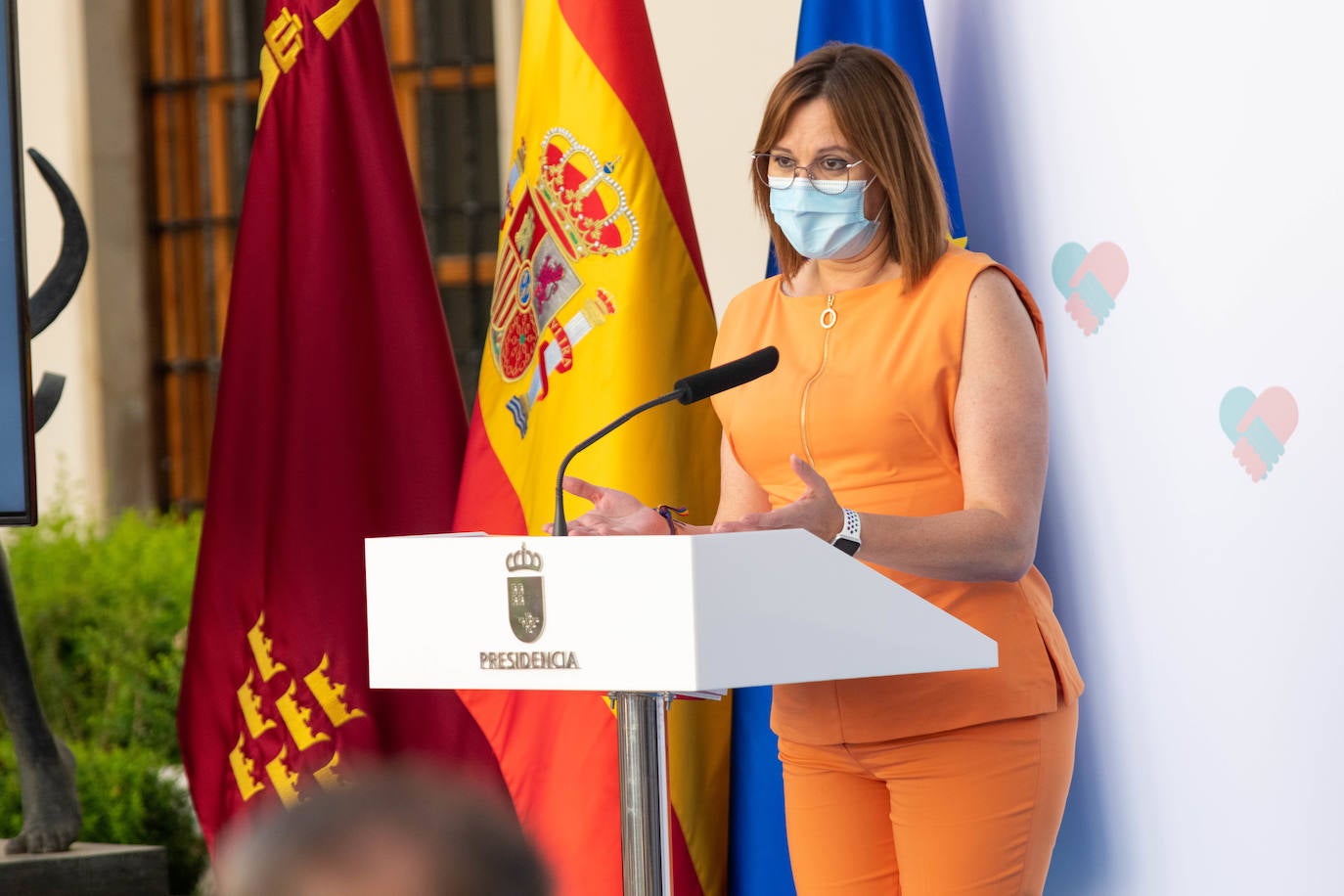 Fotos: López Miras preside el acto de entrega de diplomas a los referentes en sensibilización contra la violencia de género