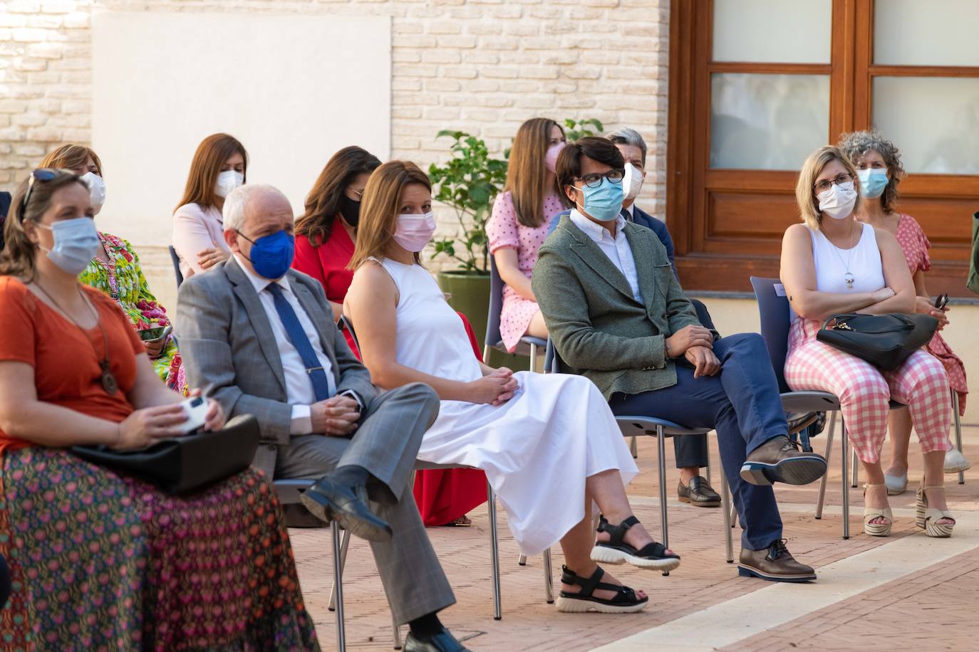Fotos: López Miras preside el acto de entrega de diplomas a los referentes en sensibilización contra la violencia de género