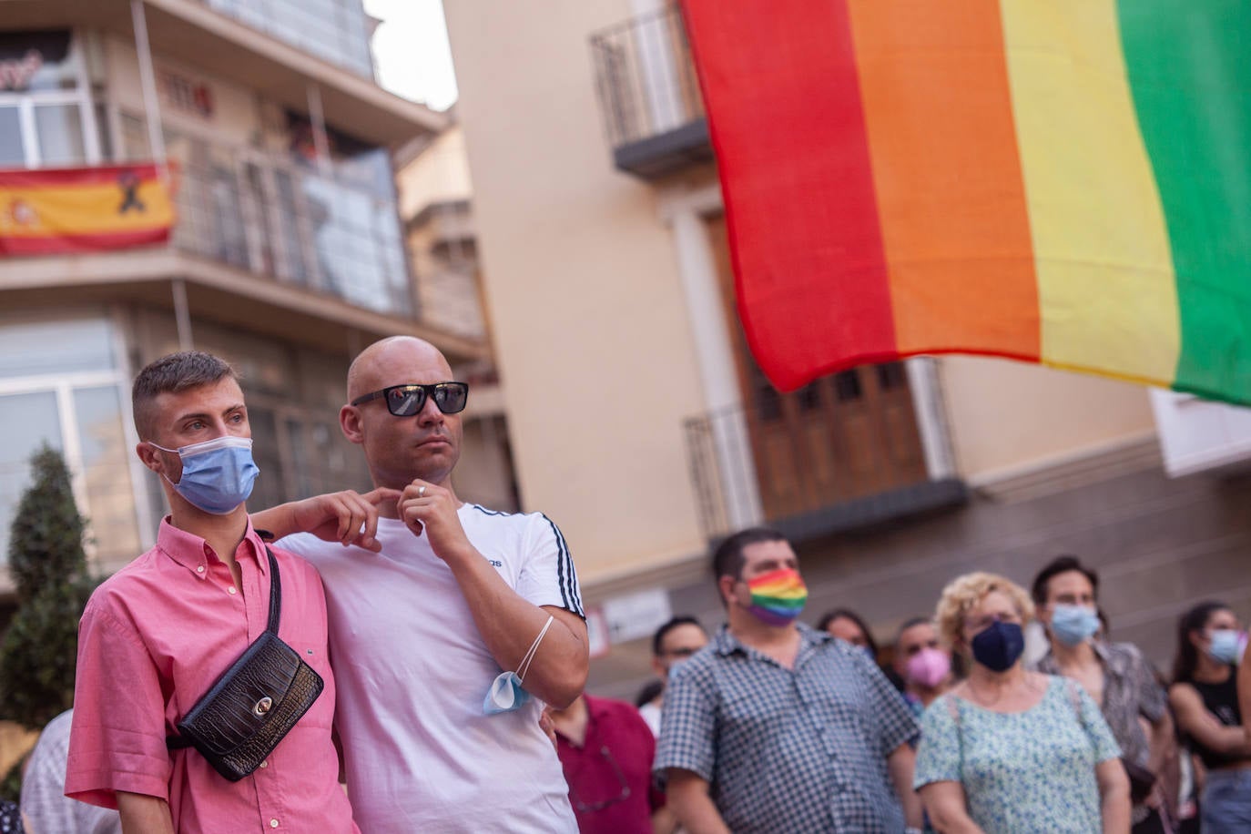Fotos: Concentración en Murcia para condenar el homicidio de un joven en La Coruña