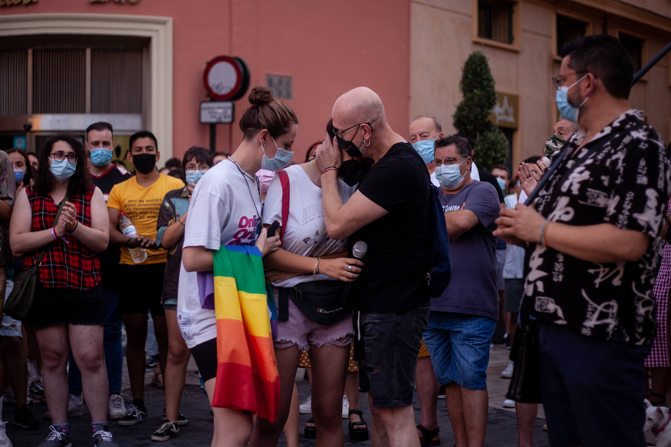 Fotos: Concentración en Murcia para condenar el homicidio de un joven en La Coruña