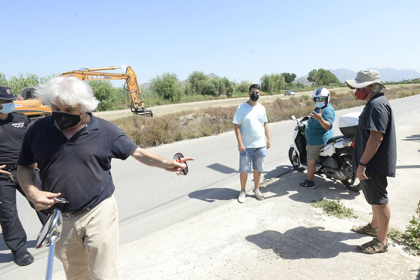 Fotos: Paralizan de forma urgente los trabajos en la acequia Pitarque en Murcia