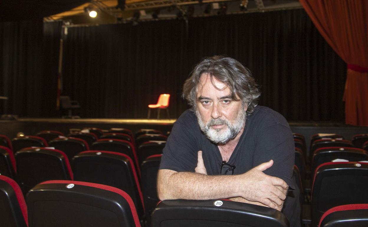 Andrés Lima, en el centro Ramón Alonso Luzzy (Cartagena). 