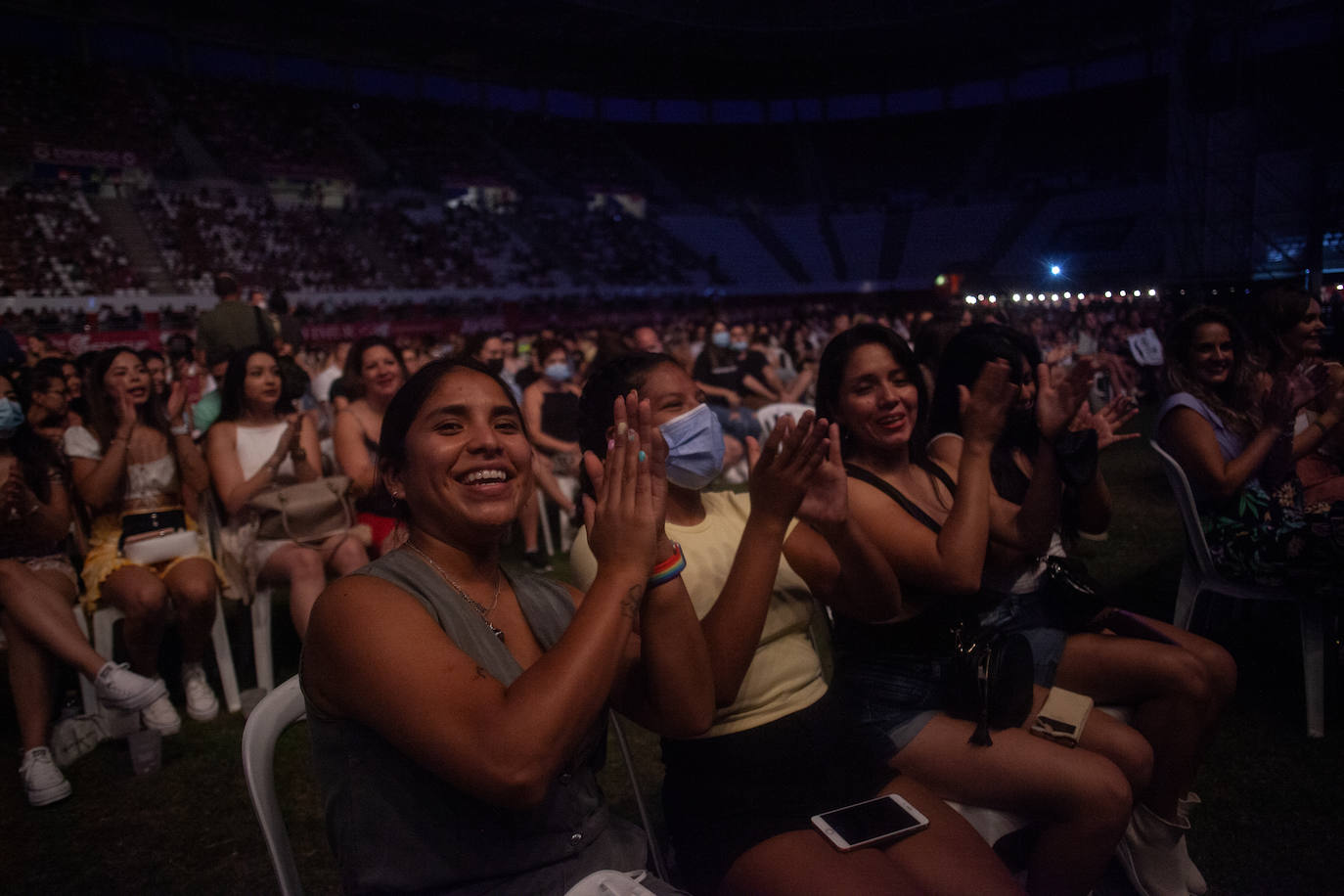 Fotos: Camilo estrena Las Noches del Malecón en el estadio Enrique Roca de Murcia