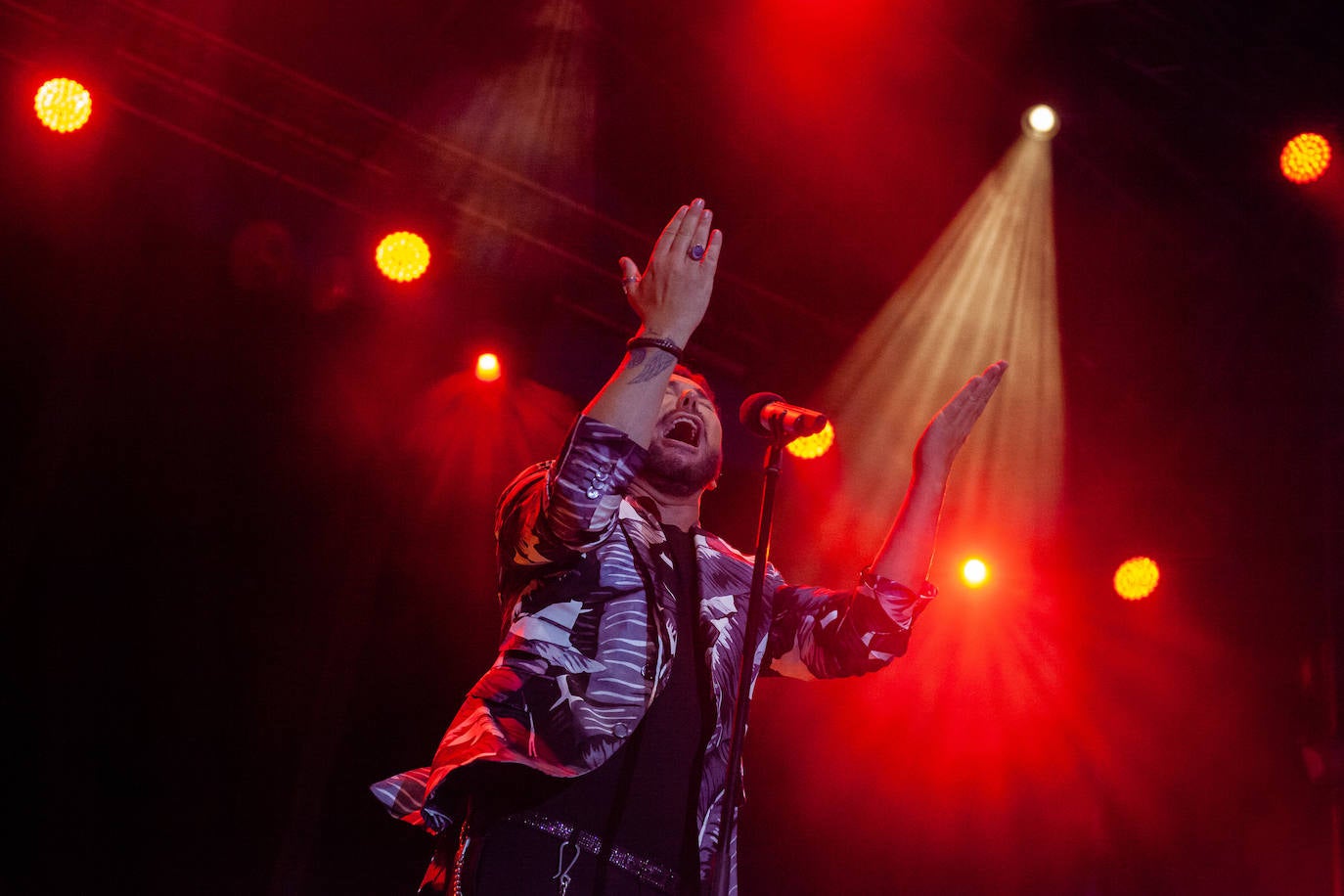 Fotos: Miguel Poveda vuelve a Murcia con Las Noches del Malecón