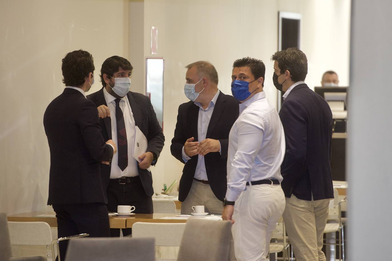 Fotos: Reunión del comité de dirección del PP regional