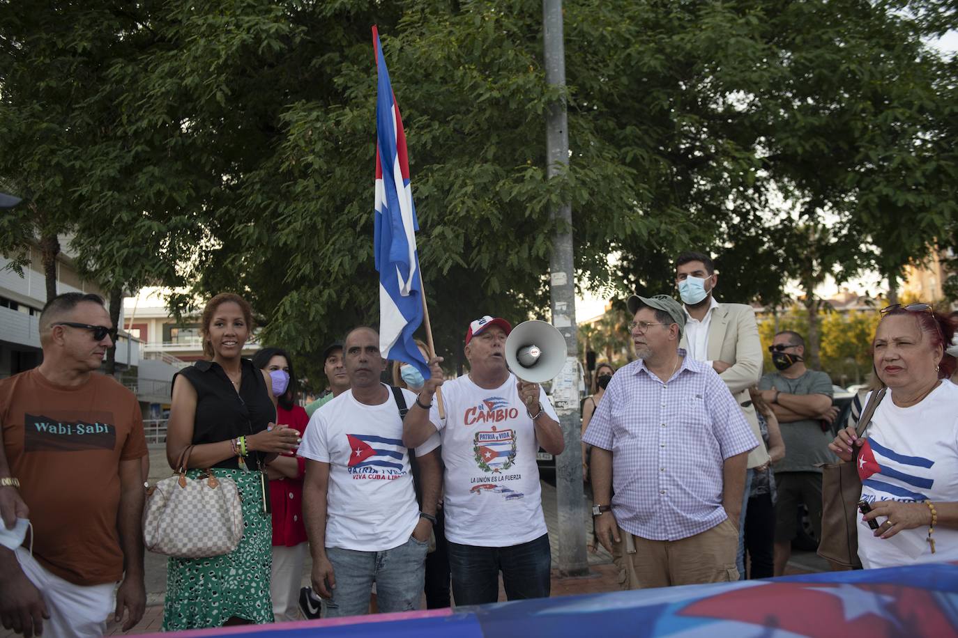 Fotos: Apoyo al pueblo cubano