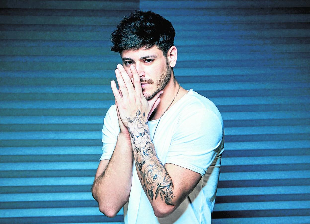 Luis Cepeda publicóen octubre su tercer álbum, 'Con los pies en el suelo'.