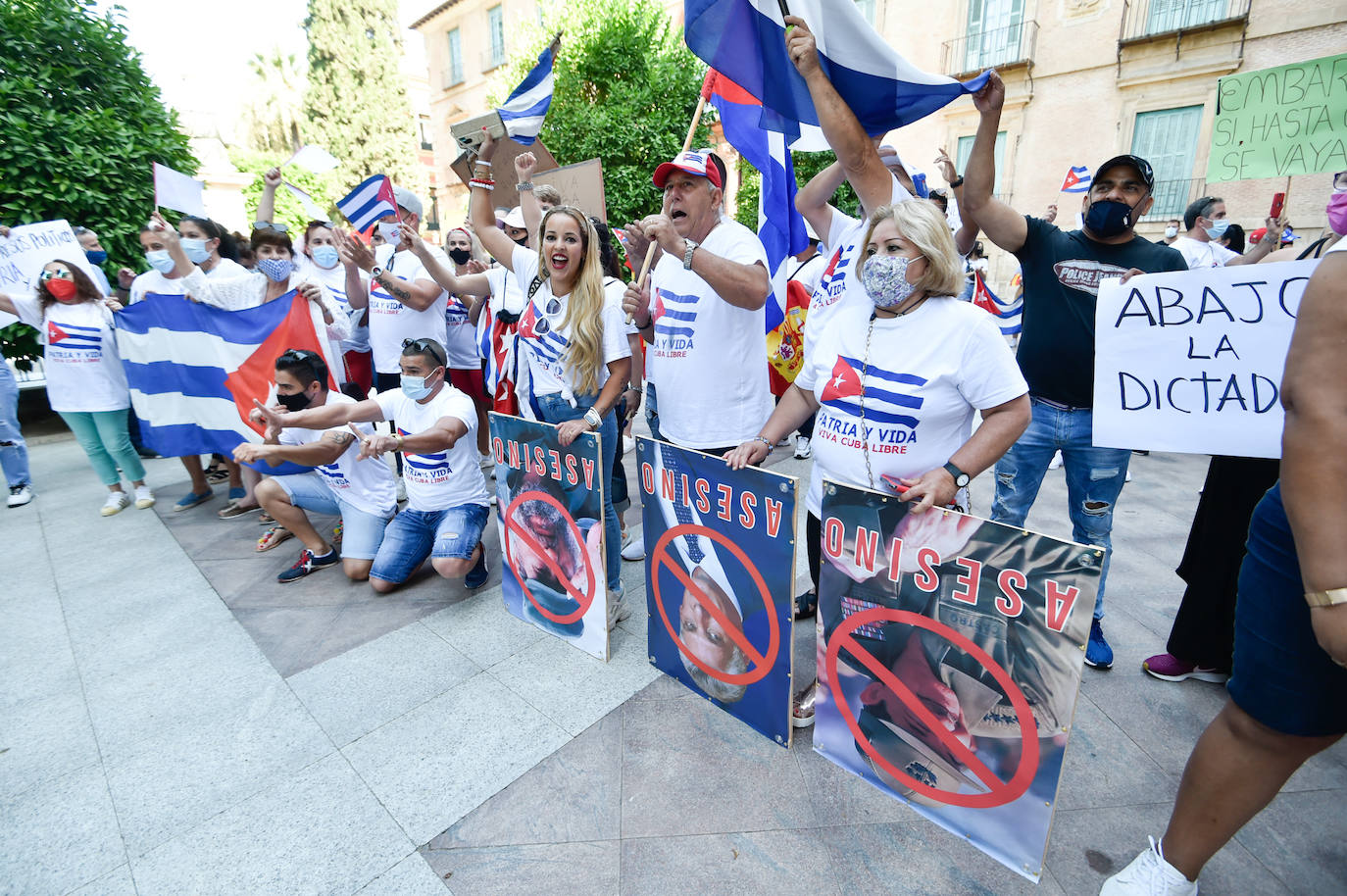 Fotos: Concentración en Murcia en contra del régimen castrista