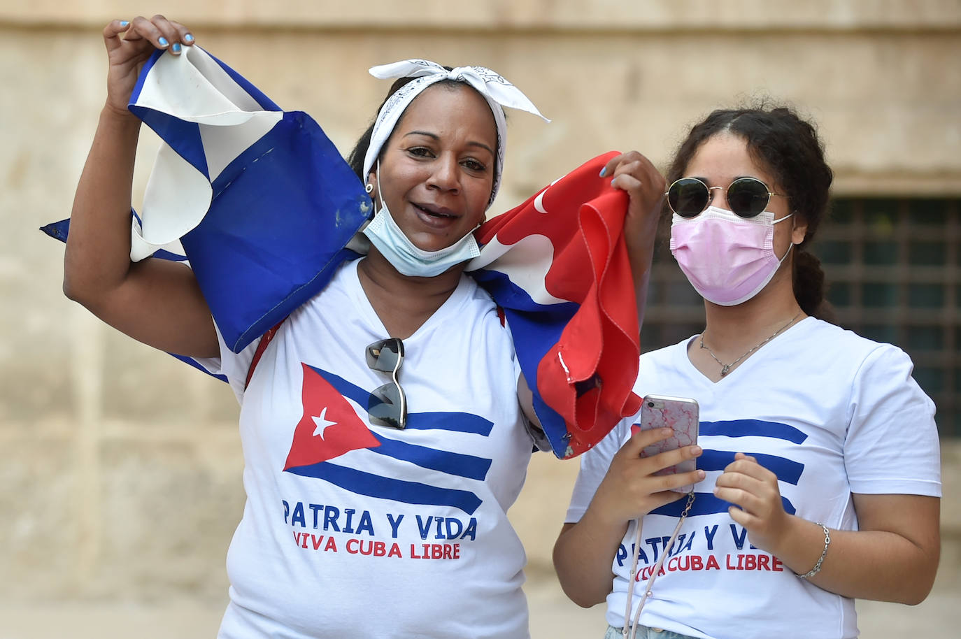 Fotos: Concentración en Murcia en contra del régimen castrista