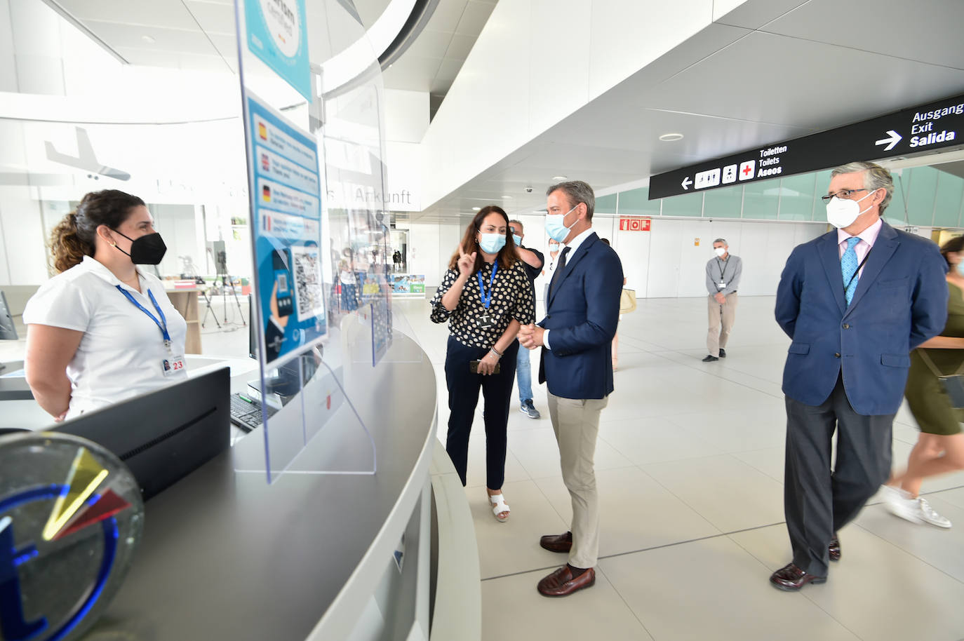 Fotos: El aeropuerto de la Región busca nuevas rutas con Madrid, Galicia, Francia y Alemania