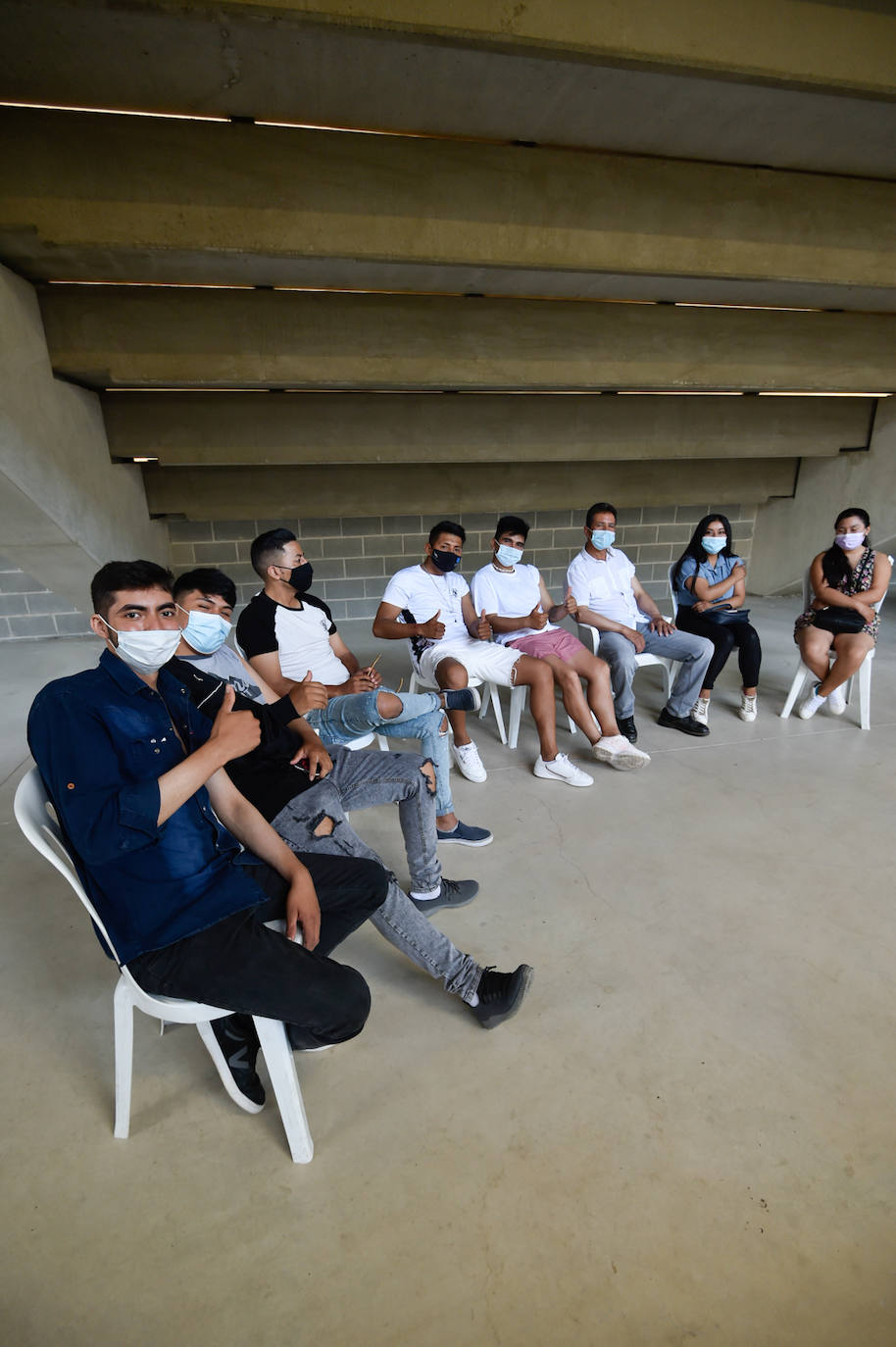 Fotos: Vacuna para los trabajadores del campo en el Enrique Roca
