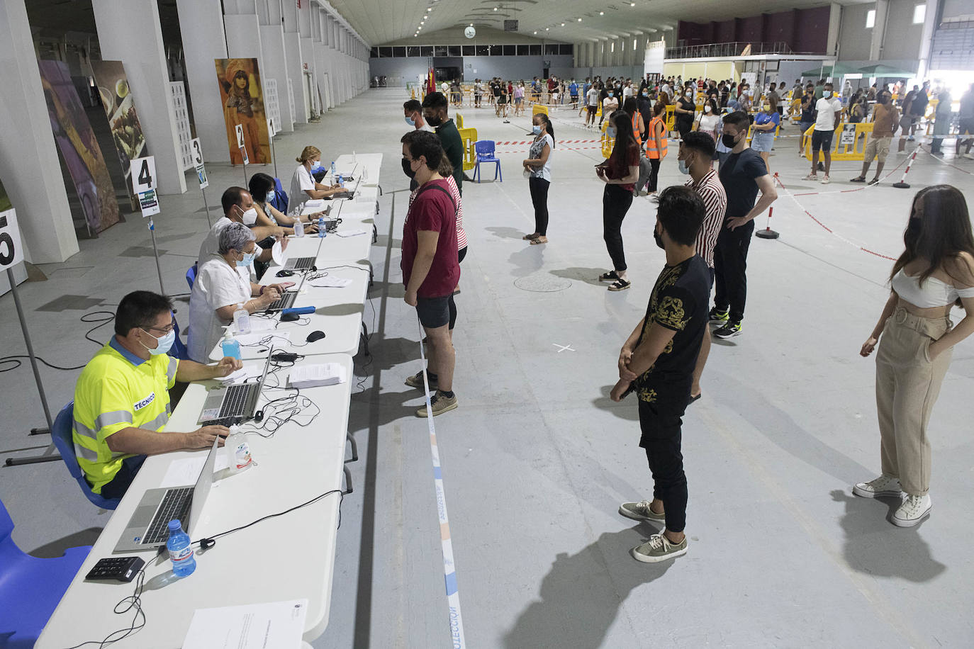 Fotos: Vacuna contra la Covid-19 en Torre Pacheco