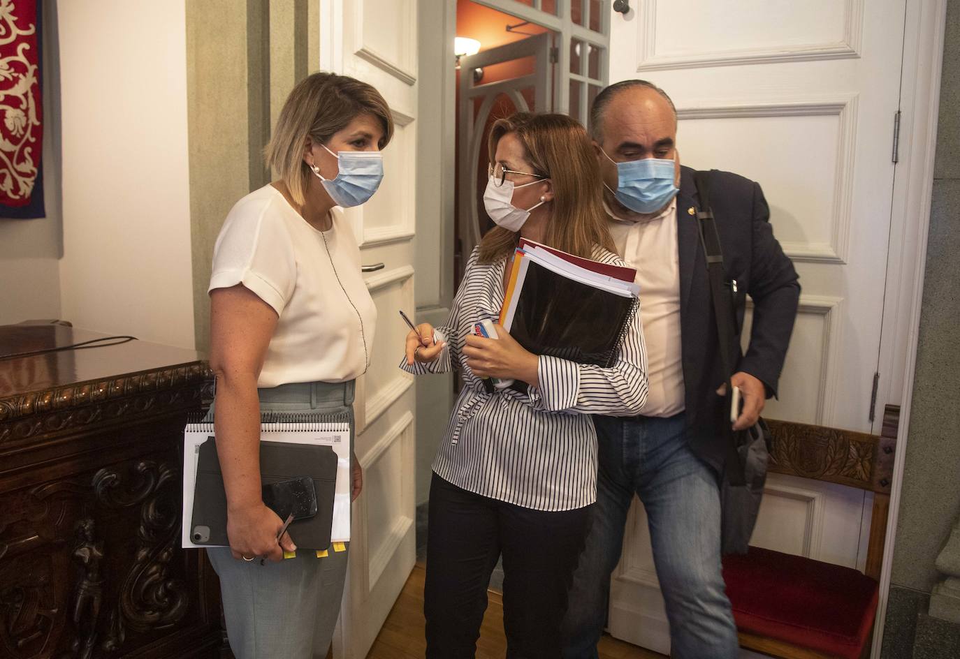 Fotos: El Pleno de Cartagena exige a Vélez un debate inmediato y abierto sobre la ubicación del Centro de Extranjeros