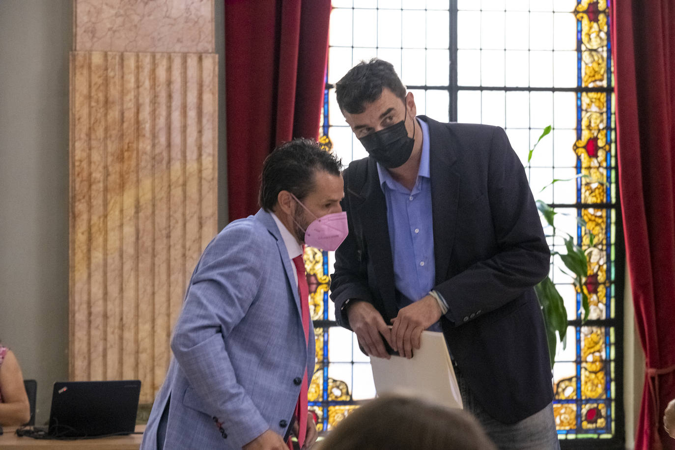 Fotos: El Pleno de Murcia pide mantener el servicio de Cercanías con la abstención del PSOE