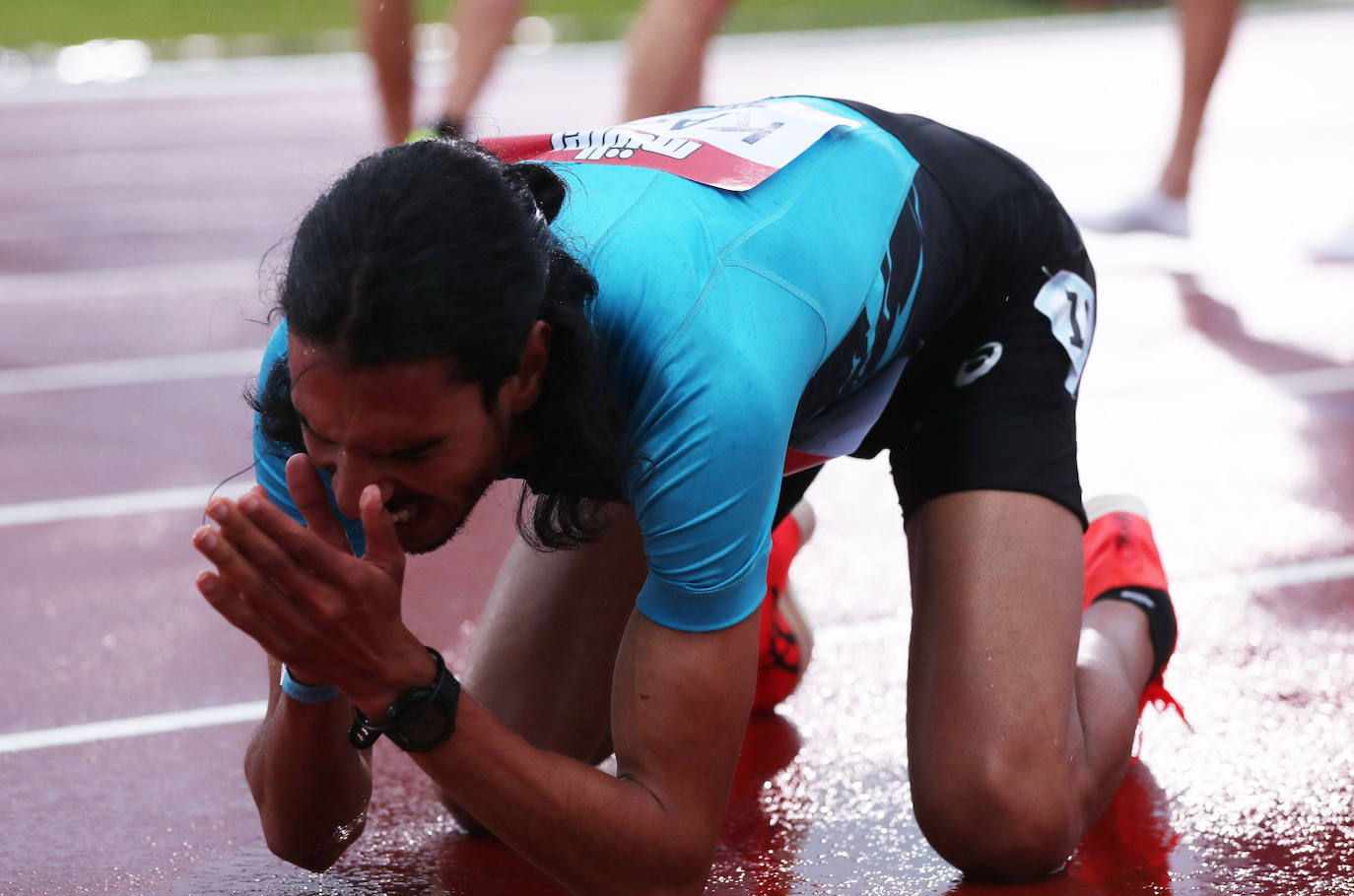 Katir tras ganar los 5.000 metros de la Diamond League, en Gateshead, el 23 de mayo de 2021.