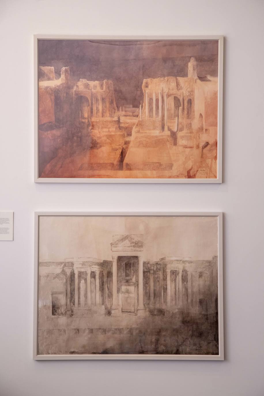 Fotos: Pedro Cano presenta &#039;Teatros&#039;, su última exposición en Cartagena