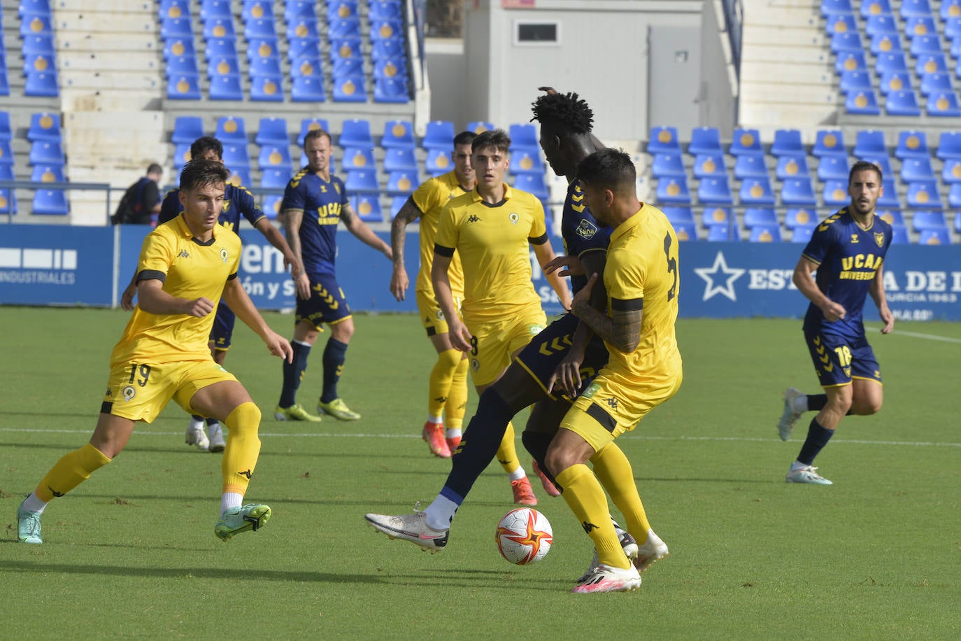 Fotos: El empate del UCAM CF ante el Hércules, en imágenes