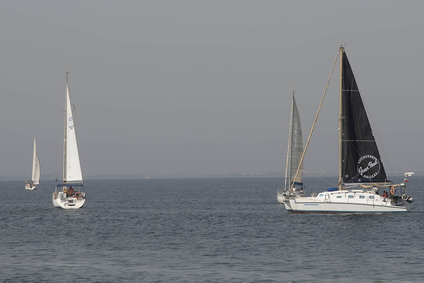 Fotos: Medio centenar de veleros salen a navegar unidos en defensa de una voz propia para el Mar Menor