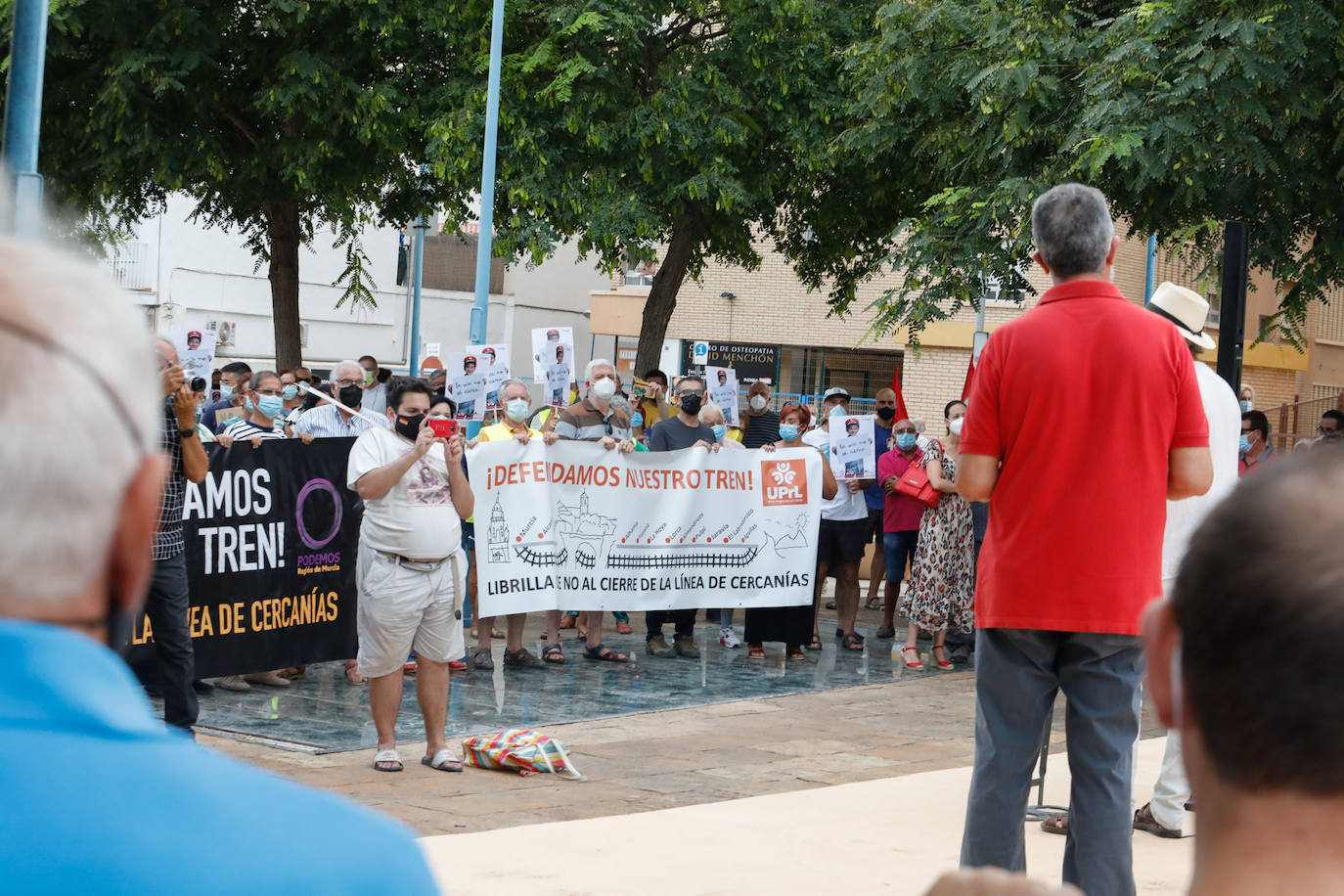 Fotos: Protesta en Águilas por el cierre de la línea de Cercanías