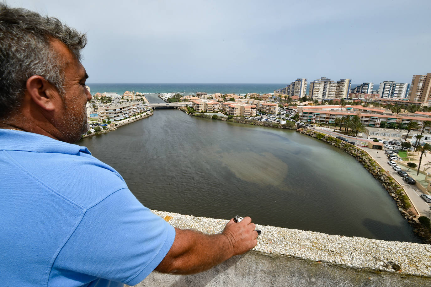 Fotos: Nuevo cierre de playas al cumplirse una semana con peces muertos en el Mar Menor