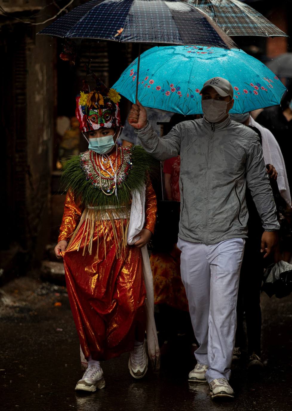 Fotos: Nepal se disfraza en recuerdo de sus difuntos