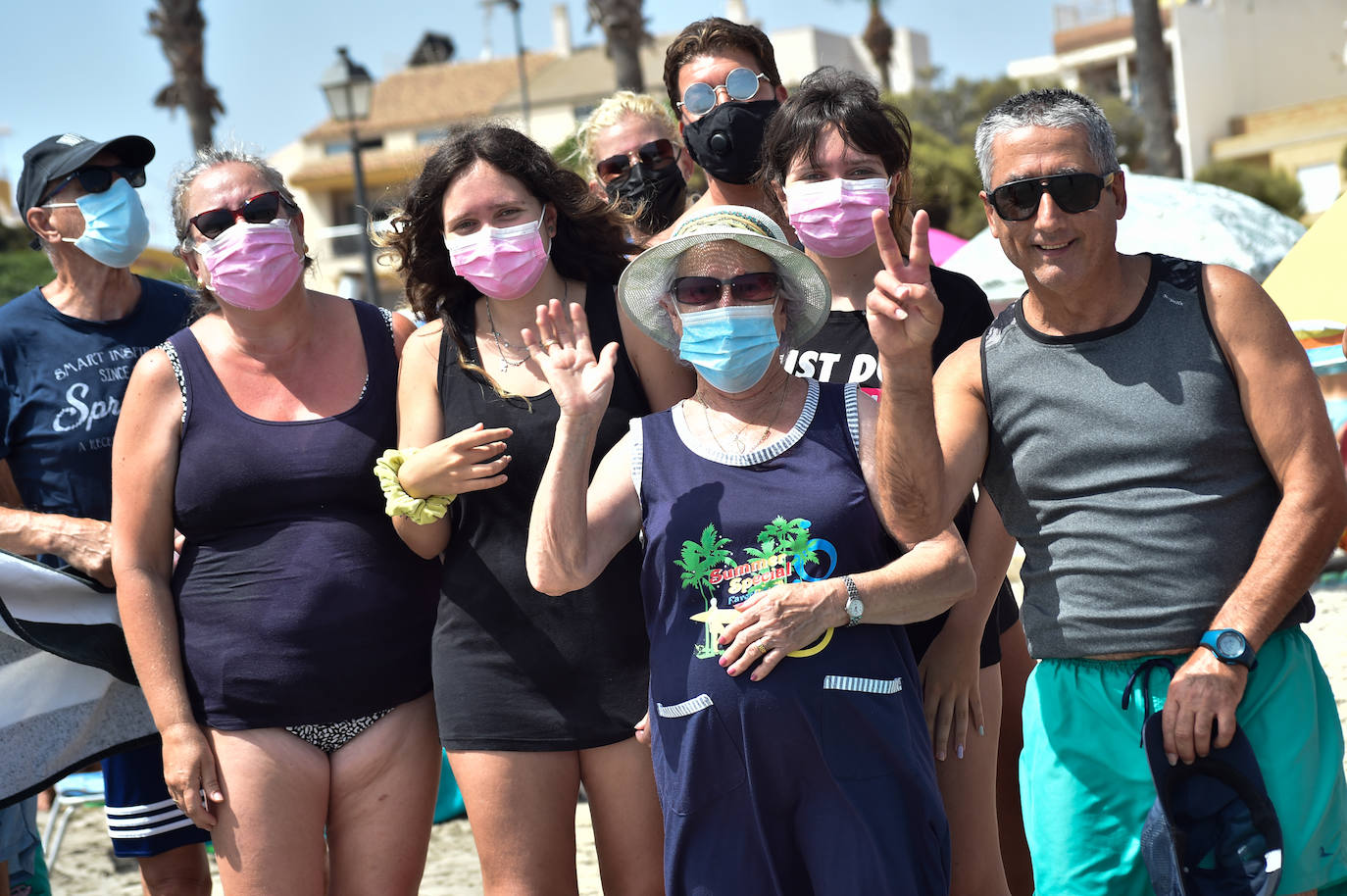 Fotos: La cadena humana en defensa de la laguna salada, en imágenes