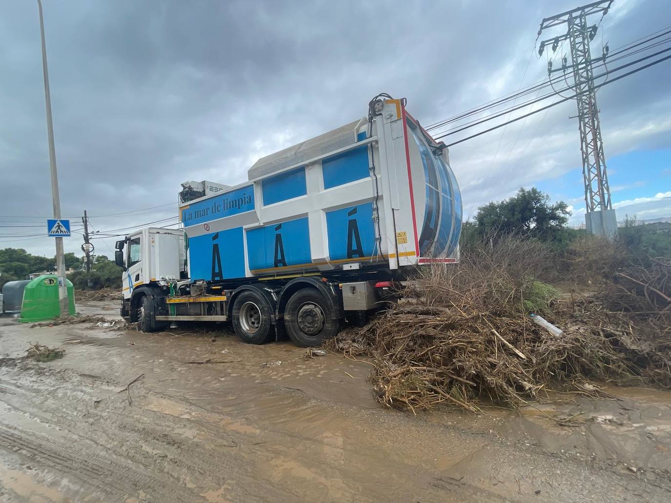Fotos: La lluvia torrencial desborda calles y ramblas en Águilas