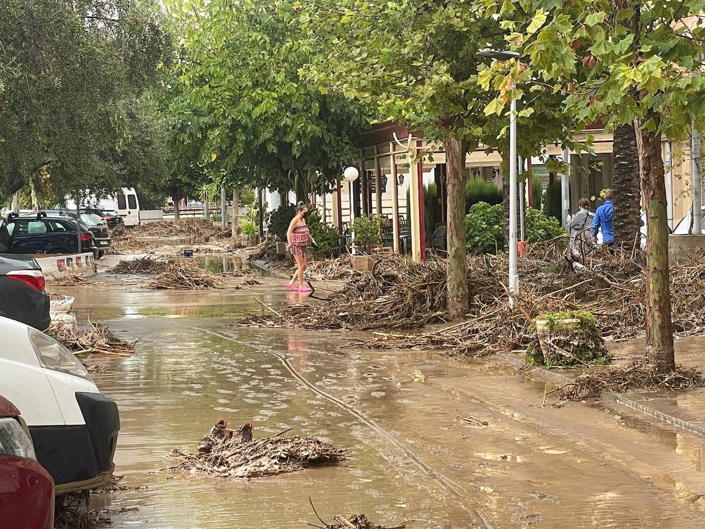 Fotos: La lluvia torrencial desborda calles y ramblas en Águilas